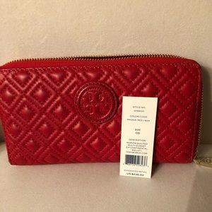 Tory Burch zip wallet